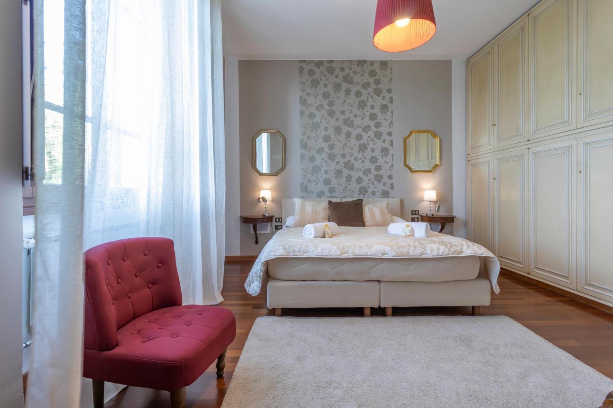 Lia - In With Private Garden And Pool Ferienhaus