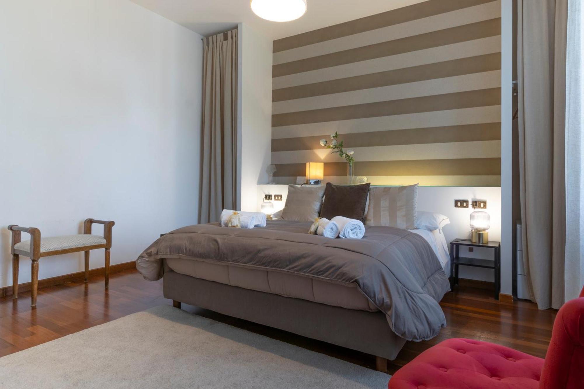 Vakantiehuis Lia - In With Private Garden And Pool *